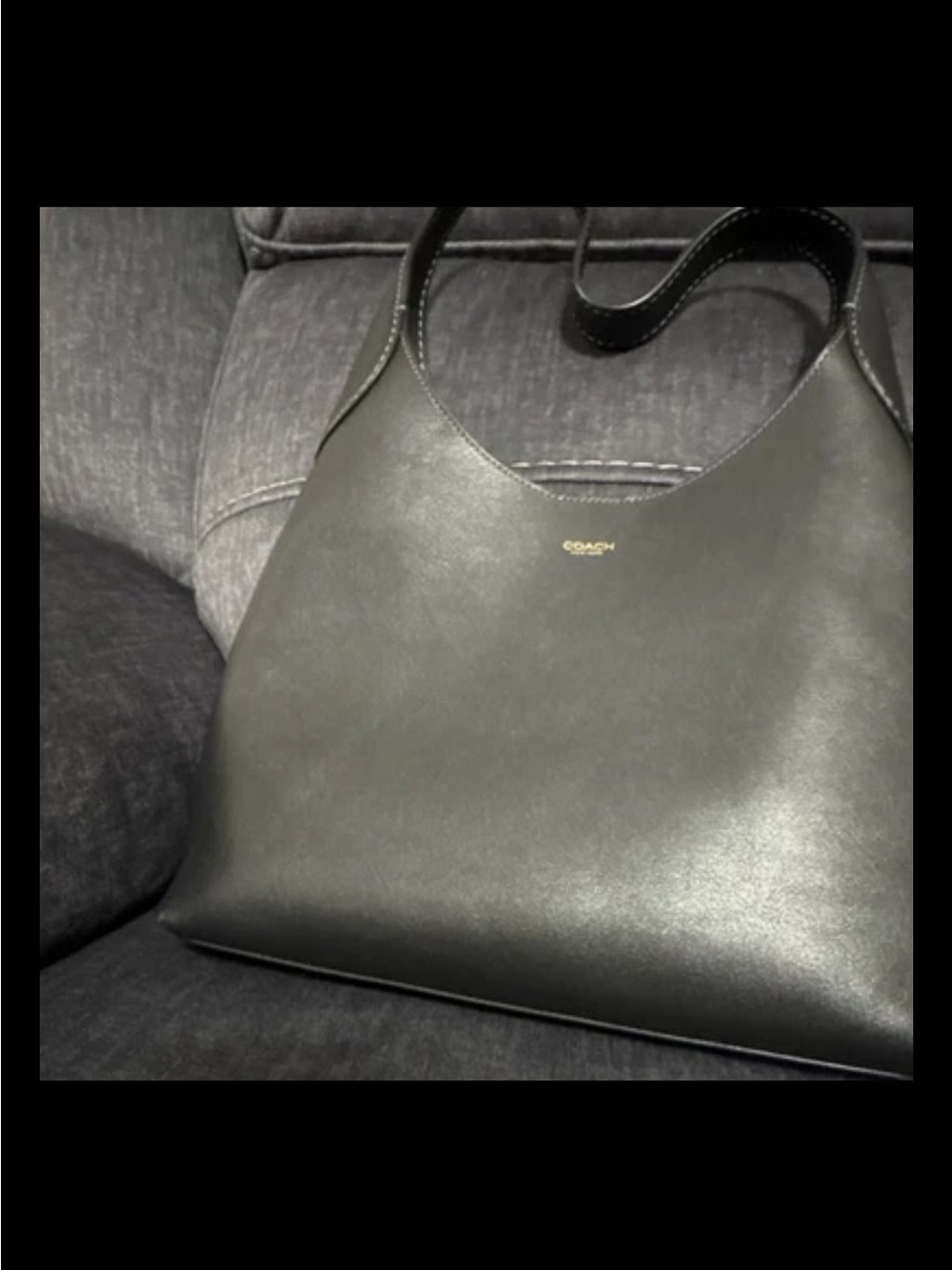 Coach Brooklyn 28 Shoulder Bag Black Smooth Leather Gold Tone Excellent - Picture 4 of 6